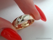 Кольцо с бриллиантом р-р 16